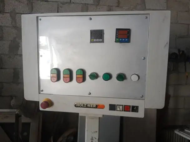 Станок для производства мебели, фотография 1