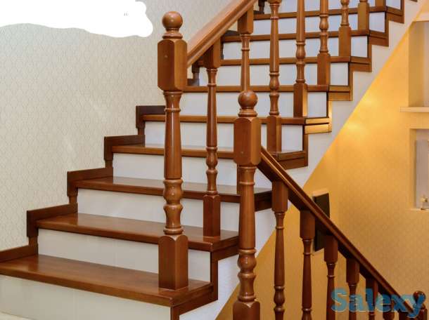 Изготовление деревянных лестниц,дверей. Материал сосна, бук, ясень., фотография 3