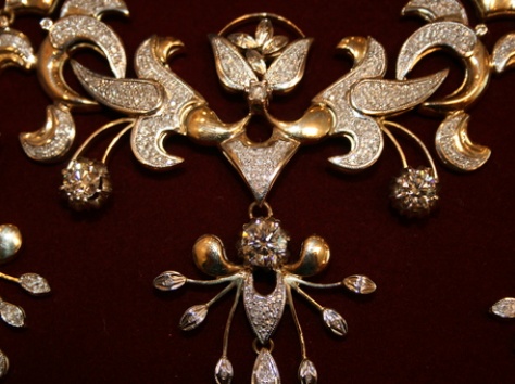 Бриллиантовый гарнитур, фотография 4