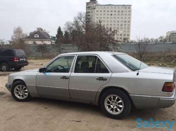 Mercedes-Benz E260, фотография 2