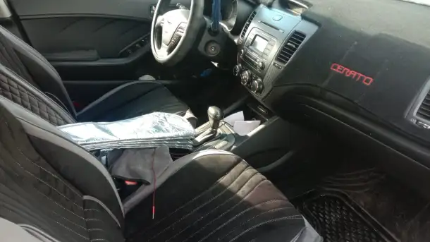 Продам авто Kia Cerato, фотография 5