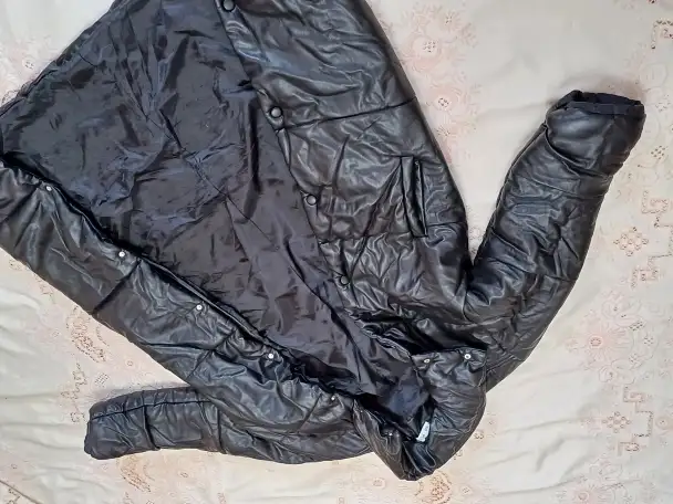 Продается кожаный пуховик, фотография 3