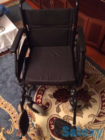 Инвалидная коляска, фотография 1