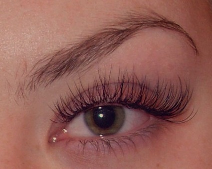 Наращивание ресниц 3D, фотография 3