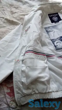 продам весене-летнюю куртку ветровка, фотография 7