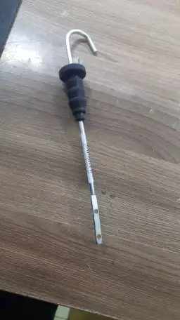 Щуп уровня масла для погрузчика, фотография 1