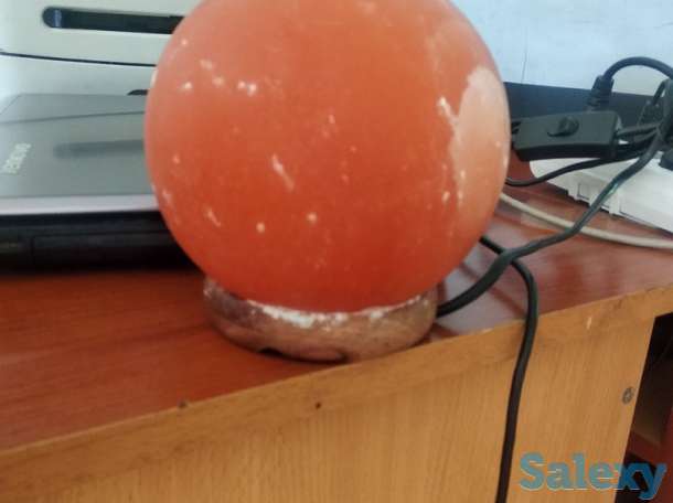 Солевая лампа в виде шара, фотография 2