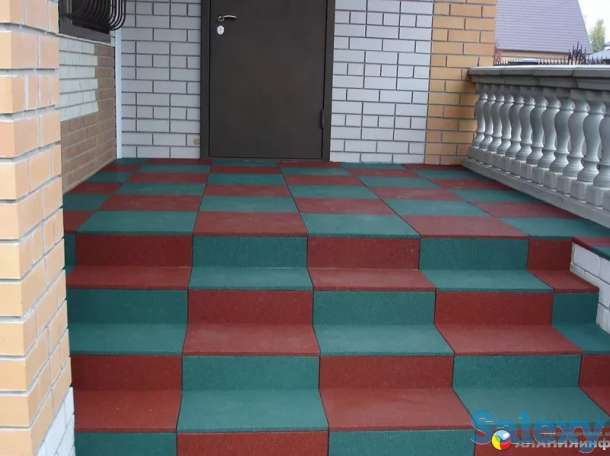 Рулонные резиновые покрытия, резиновая крошка, резиновая плитка, фотография 2