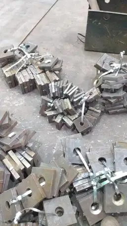 Косынка стальная для закладных изделии, фотография 1