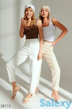 Прямые джинсы молочного оттенка, фотография 1