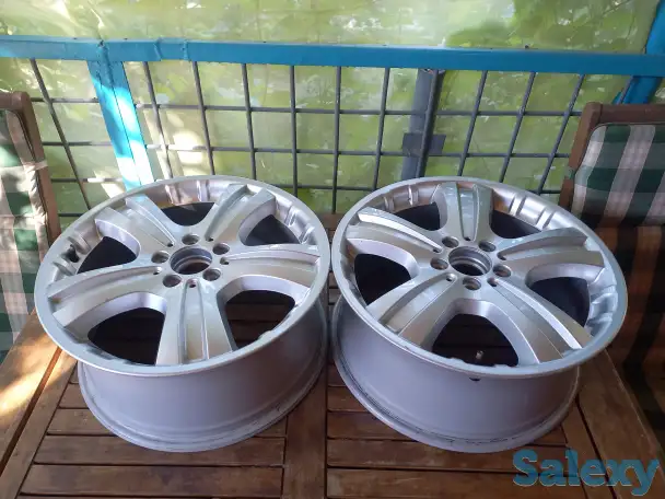 Продам два литых легкосплавных диска. Размер 18, 5-112. Производство Мехико., фотография 1