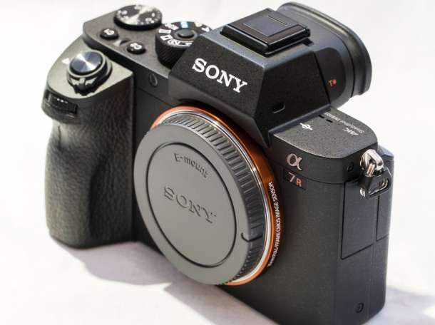Sony Alpha a7R II беззеркальных цифровых фотокамер (только корпус), фотография 6