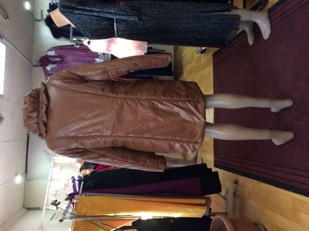 Тёплый лёгкий пуховик , фотография 3