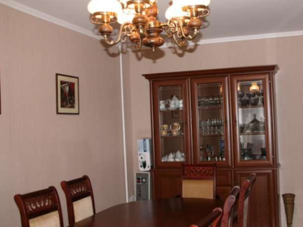 3-комнатная квартира, Кабанбай батыра (Калинина) — Клочкова, фотография 1