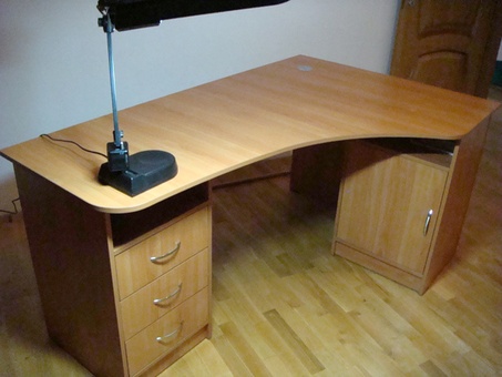 письменный стол с креслом, фотография 6