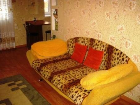 Люксовая квартира в центре посуточно, Ерубаева, фотография 2