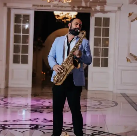 Саксофонист Алматы на свадьбу, день рождение, романтический ужин, фуршет, выставку, выпускной, фотография 1