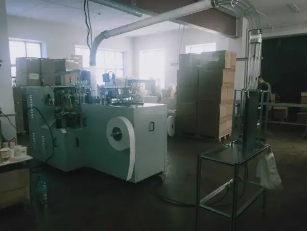 Продаем машину по производству бумажных стаканов, фотография 2