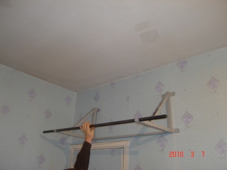 турник настенный, фотография 1
