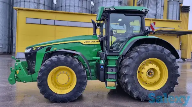 Трактор John Deere 8R 310 2021, фотография 2