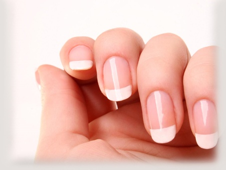 Услуги маникюра и педикюра, фотография 1