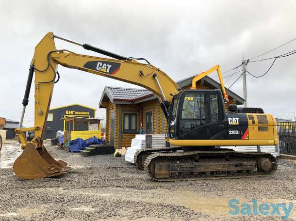 Гусеничный экскаватор Caterpillar 320D2L (667), фотография 2