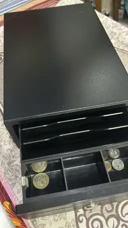 Денежный ящик под купюры, фотография 1