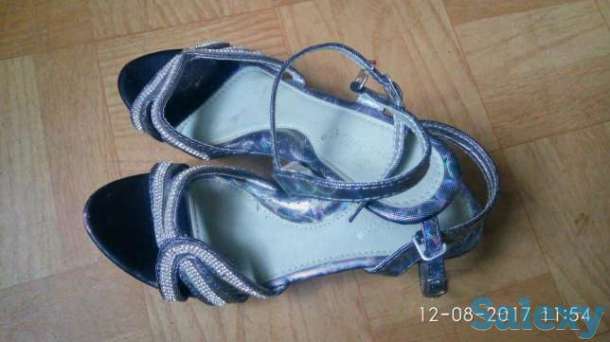 Босоножки для девочки, фотография 1