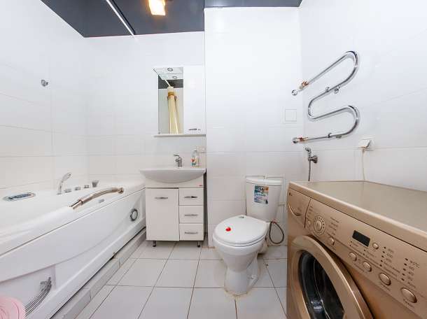 Просторная 2-х комнатная квартира посуточно в центре Левого берега, фотография 3