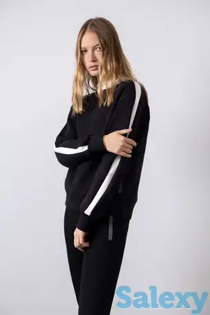 Свитшот с контрастными вставками vassa&co, фотография 1