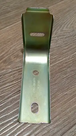 Кронштейн переднего бампера LADA, фотография 2