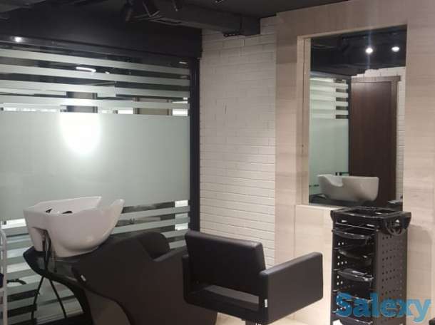 Сдаётся парикмахерское кресло в элитном салоне!, фотография 1