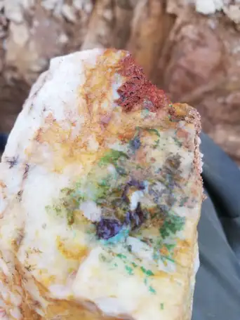 Месторождение коренного золота 11 тонн, фотография 1