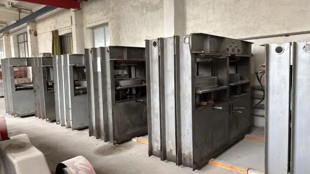 Продам станки для пройзводстава пластиковых люков, фотография 3