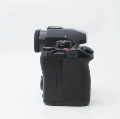 Цифровая камера Panasonic Lumix G9 II Body, фотография 2