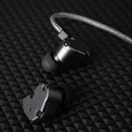Наушники TINHiFi C2 IEM, фотография 2