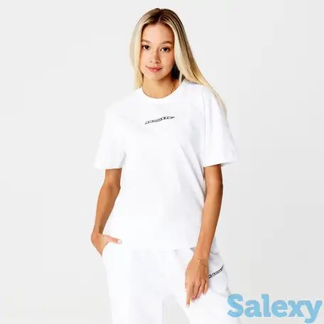 Женская футболка lacoste с контрастным принтом, фотография 1