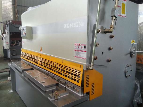 Станки токарные,фрезерные,листогибы,гильотины 16к20,1к62,1м63, фотография 3