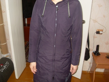 Новое, демисезонное пальто, фотография 1