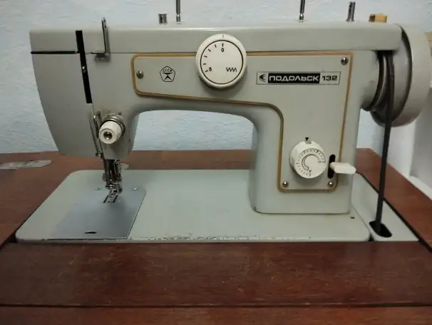 Продам швейную машинку ножную, фотография 1