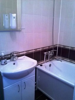 Сдаю чистую теплую просторную квартиру в центре, фотография 6