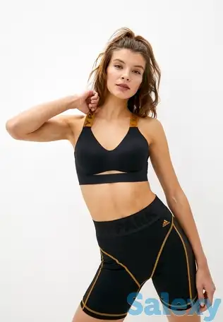 Топ спортивный adidas originals, фотография 1