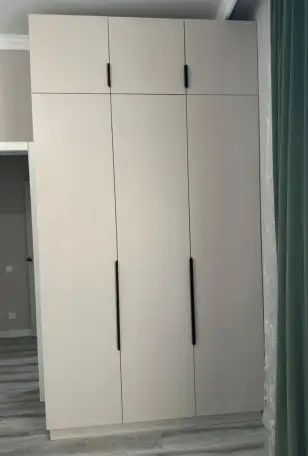 Новый шкаф удобный, фотография 3