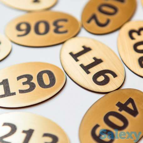 Гравировка на номерках. Лазерная гравировка номерков., фотография 1