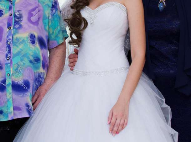 Продам свадебное платье ТЕМИРТАУ, фотография 2