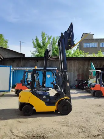 Кара Komatsu FG25T-16 Свежедоставленная из Японии, фотография 10