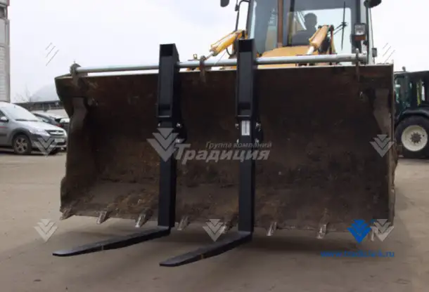Вилы паллетные откидные для экскаватора-погрузчика Jcb 3cx 4cx 5cx, фотография 2