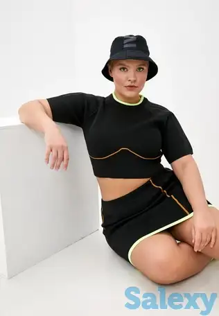 Топ спортивный adidas originals, фотография 1