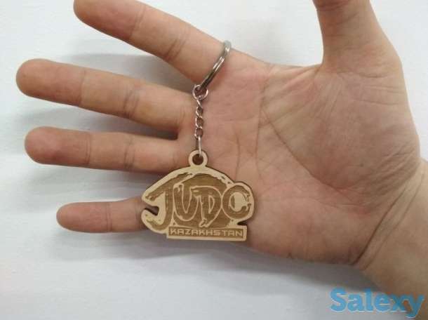 Брелки деревянные. Гравировка деревянных брелков с логотипом., фотография 1