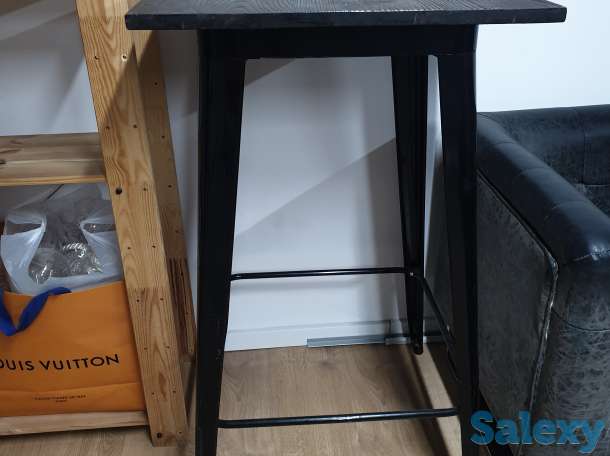 Барные высокие столы, фотография 2